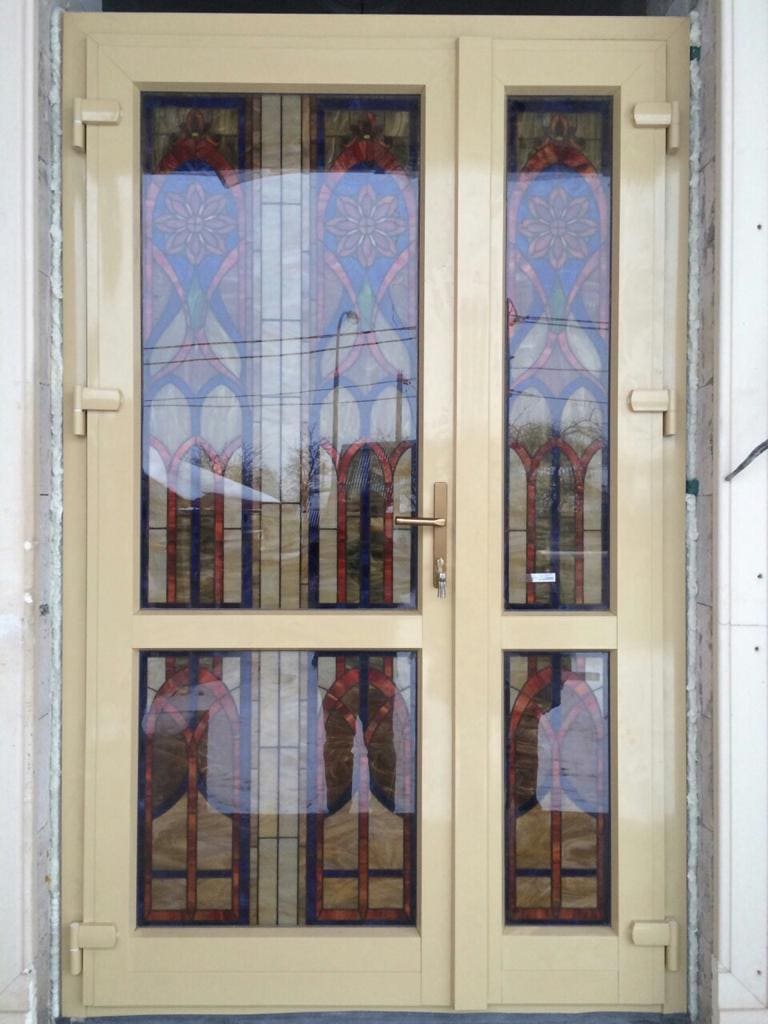 Деревянные двери с алюминиевым профилем
